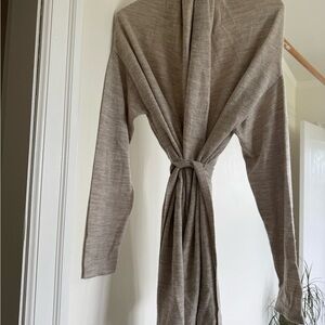 Elegant Beige Knit Cardigan